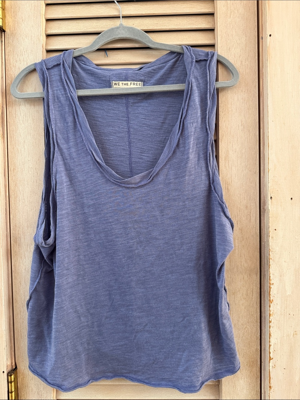 We The Free Dusty Blue Relaxed Scoop Neck Tank Size Large Exposed Serge Seam